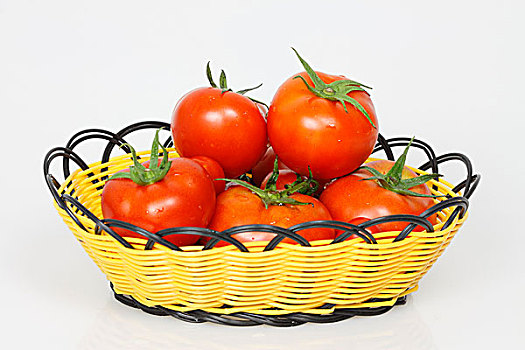 一篮子西红柿