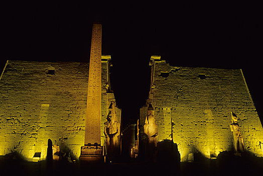 埃及,路克索神庙,卢克索神庙,光亮,夜晚,方尖塔