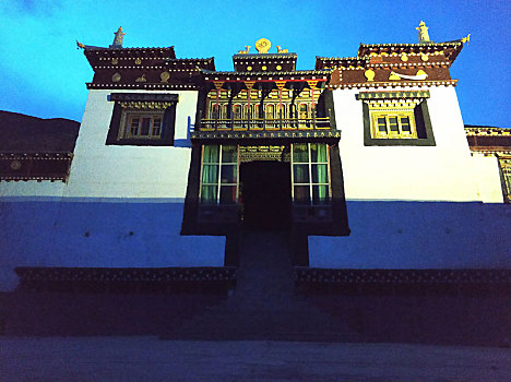 藏族寺庙,乃然寺
