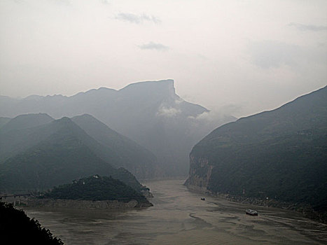 长江三峡瞿塘峡,夔门