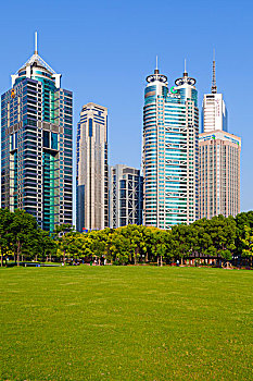 上海陆家嘴中心绿地的风光
