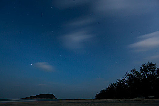 中国广东惠东盐洲岛夜景