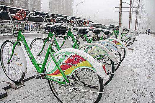 绿色出行共享自行车公共自行车