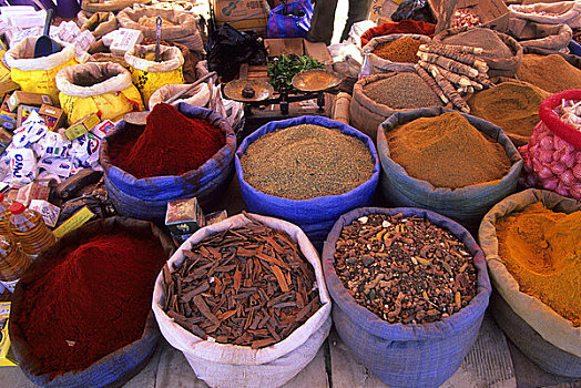 摩洛哥,靠近,玛拉喀什,阿特拉斯山脉,山谷,市场,胡椒,调味品