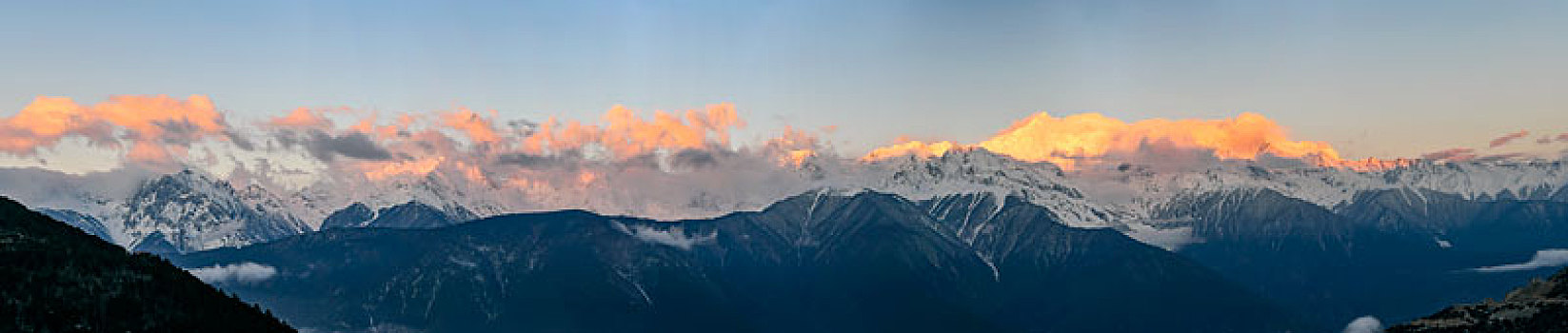 梅里雪山