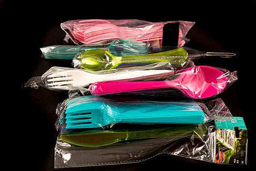 包装,塑料制品,餐具,一次性用品,刀,叉子,勺子,垃圾,多样,彩色