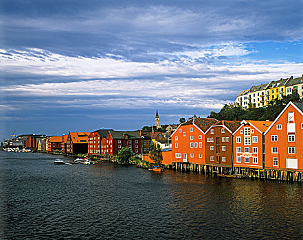 仓库,河,特隆赫姆,挪威,斯堪的纳维亚,欧洲