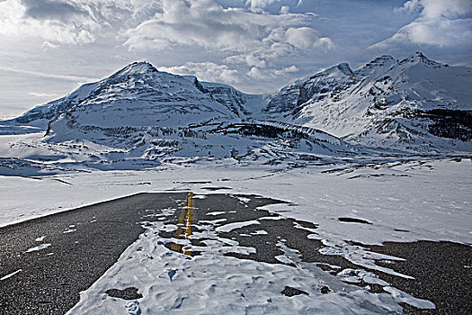 空,积雪,公路,阿萨巴斯卡冰川,碧玉国家公园,艾伯塔省,加拿大