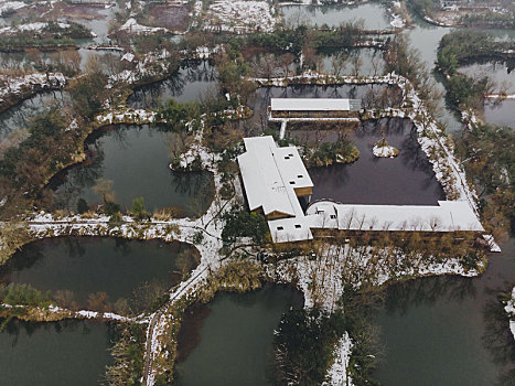 京杭大运河拱宸桥段雪景