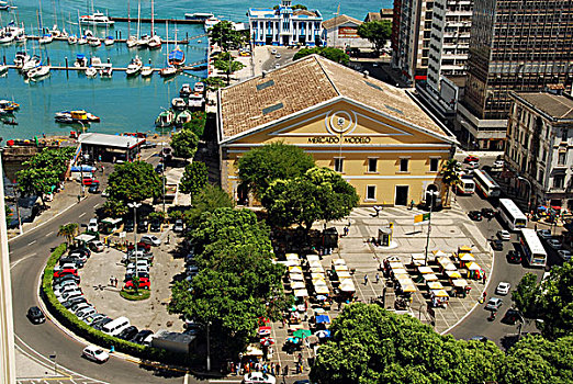 brazil,bahia,salvador,aerial,view,from,elevator,lacerda,elevador,on,central,market,neighbourhood,mercado,modelo,and,marina