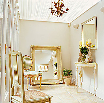洛可可风格,旧式家具,镜子,倚靠,墙壁,鲜明,大厅,白色,布,篷子,天花板
