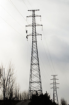 电力铁塔和电力铁塔安装