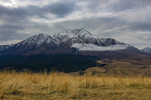 牛心山