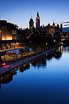 里多运河,国会大厦,国家,艺术,中心,左边,黎明,渥太华,安大略省,加拿大