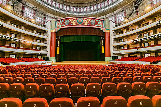 重庆市人民大礼堂室内剧场建筑