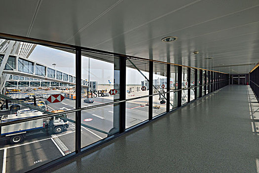 浦东机场登机通道