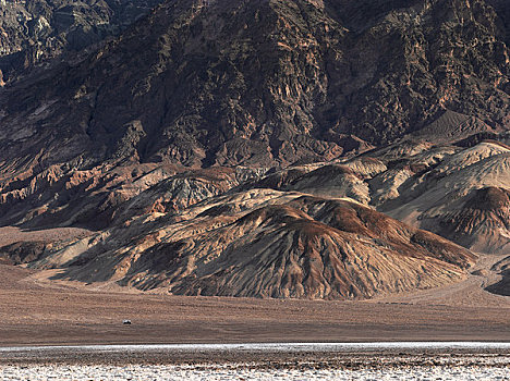 露营者,沙漠公路,死亡谷国家公园,加利福尼亚,美国