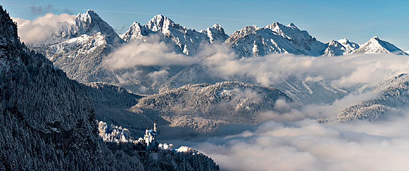 新天鹅堡,雪山,阿尔卑斯山,巴伐利亚,德国,欧洲