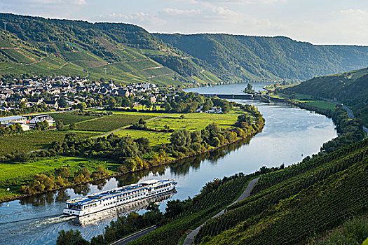 游船,摩泽尔河,靠近,摩泽尔,山谷,莱茵兰普法尔茨州,德国,欧洲