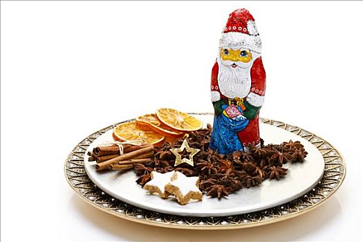 巧克力,圣诞老人,星形,肉桂饼干,大料,肉桂棒,干燥,橙色,盘子