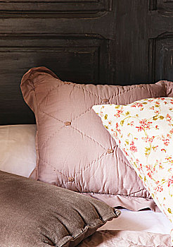 多样,枕头,粉色,褐色,花饰