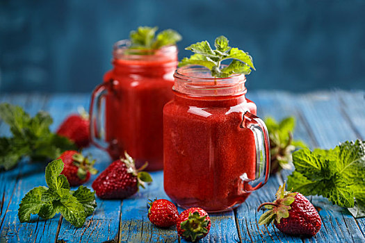草莓,冰沙,玻璃杯