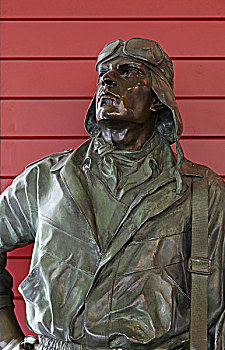 波音博物馆中早期空军战士雕塑