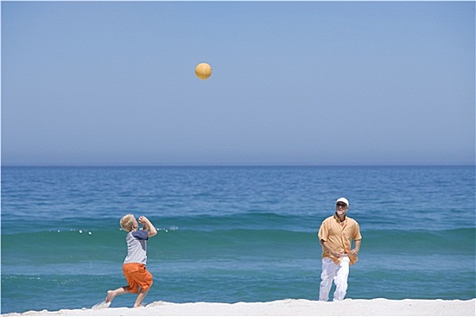 爷爷,玩,球,孙子,海滩,靠近,海洋
