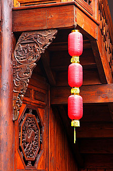 中国古典建筑的装饰设计艺术风格,这是院庭楼角装饰