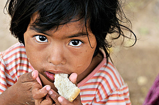 地方特色,女孩,印第安人,部落,吃,面包,奶奶,查科,阿根廷,南美