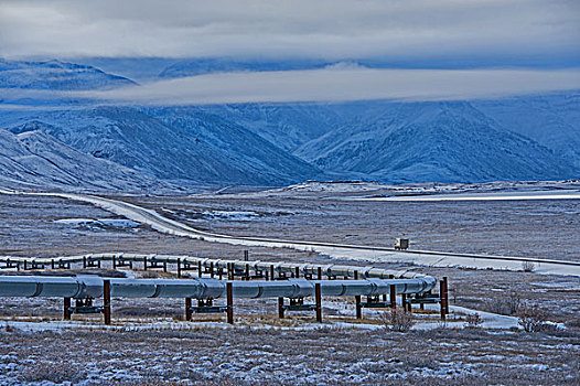 公路,阿拉斯加输油管,水龙头,左边,布鲁克斯山,后面,阿拉斯加,美国