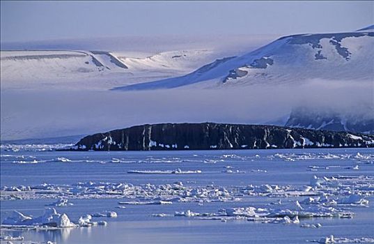 浮冰,斯匹次卑尔根岛,斯瓦尔巴特群岛,挪威,北极