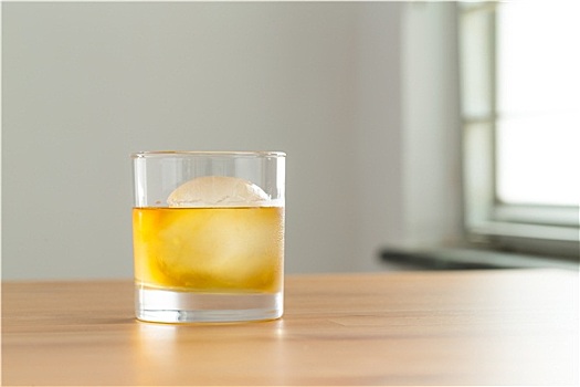 玻璃杯,威士忌