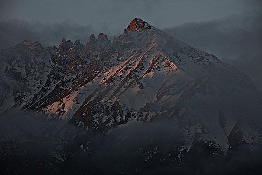 雪山