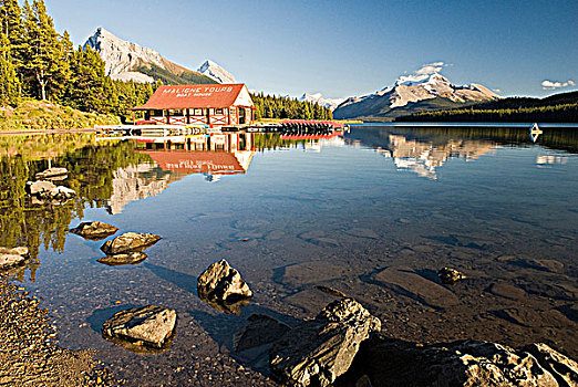 船库,玛琳湖,碧玉国家公园,艾伯塔省,加拿大