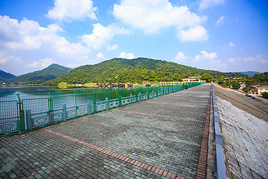 横街镇,藤岭水库