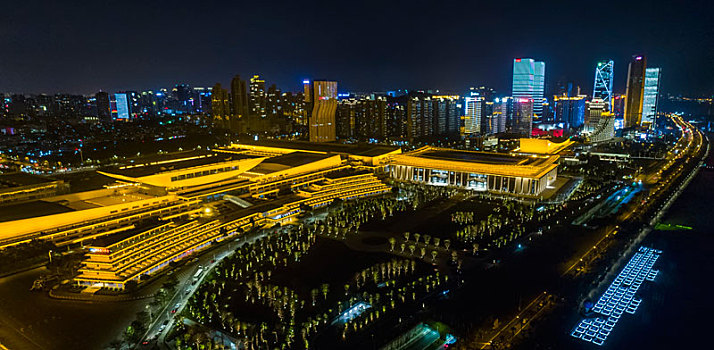 厦门会展中心夜景