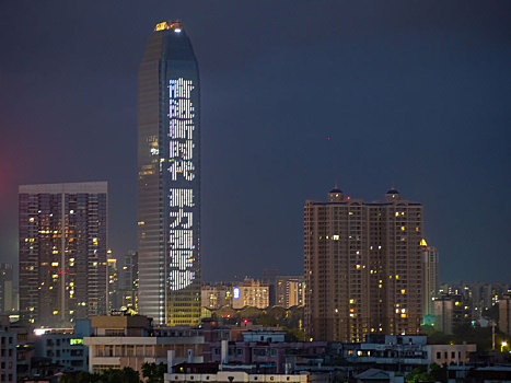 广东惠州市区荣灿惠州中心的夜景风光