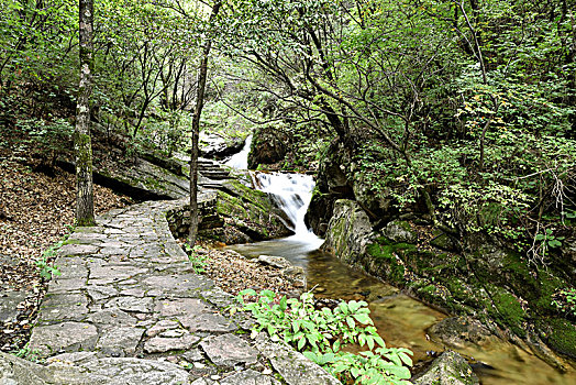 河北省石家庄市平山县驼梁风景区