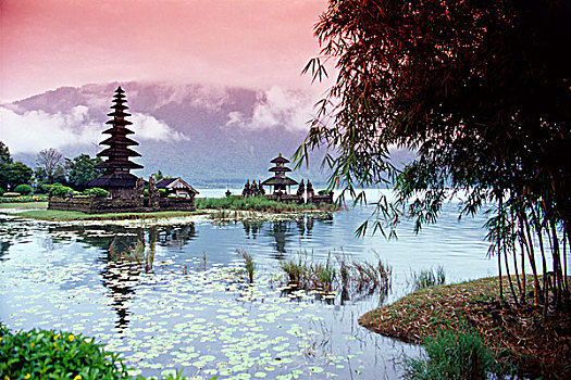 巴厘岛,布拉坦湖,庙宇