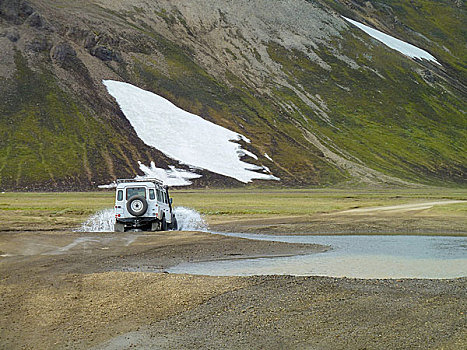 越野车辆,冰岛