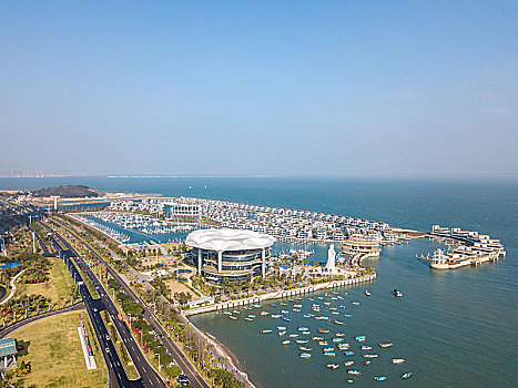 厦门海边游艇港航拍风景