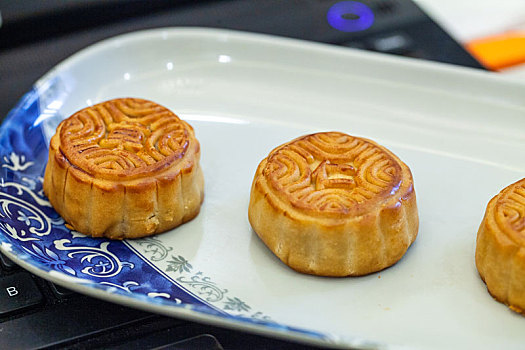 中国传统节日中秋节美食月饼特写