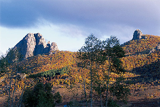 内蒙古牙克石喇嘛山