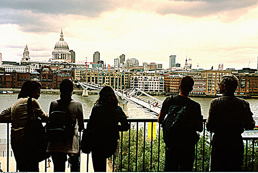 游客,看,泰晤士河,河,伦敦,英格兰