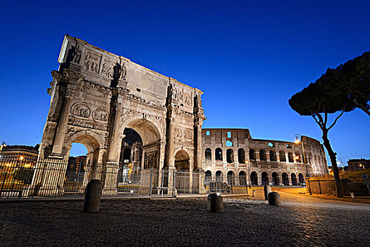 罗马角斗场,君士坦丁凯旋门,特写,夜晚,罗马,意大利