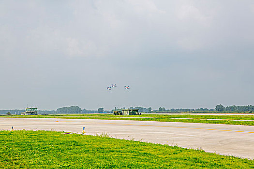 飞机航空表演