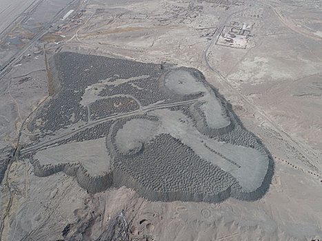 三道岭煤矿巨型矿坑
