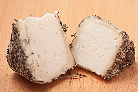 羊奶酪,科西嘉岛