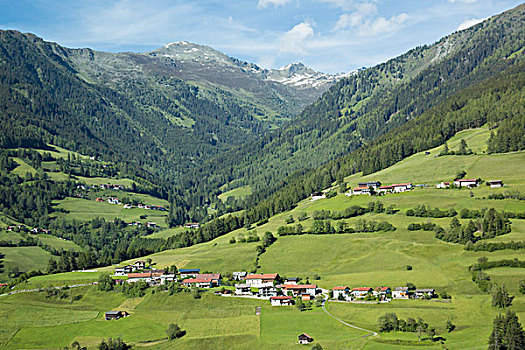 阿尔卑斯山村落
